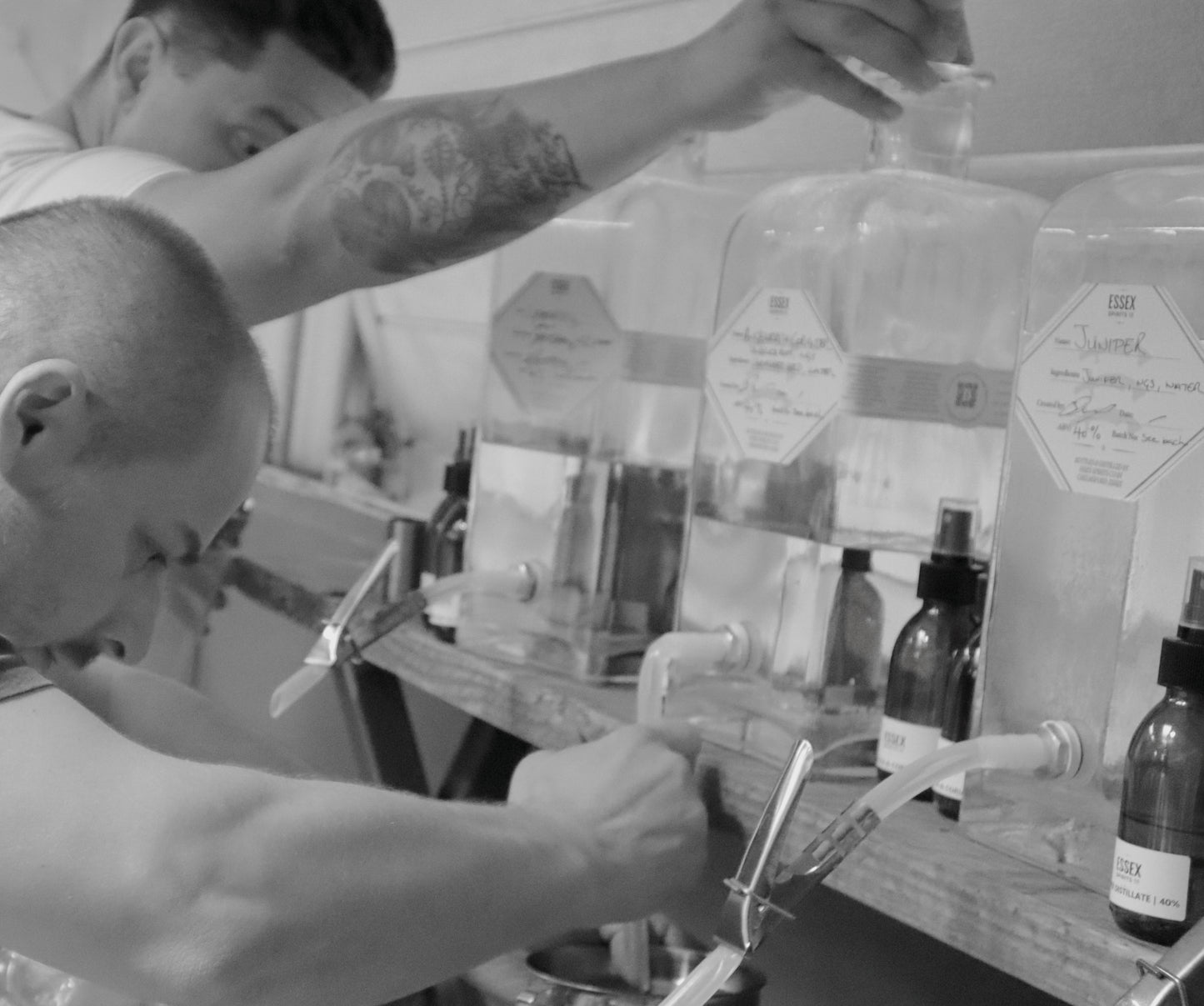 BLEND YOUR OWN GIN SESSION