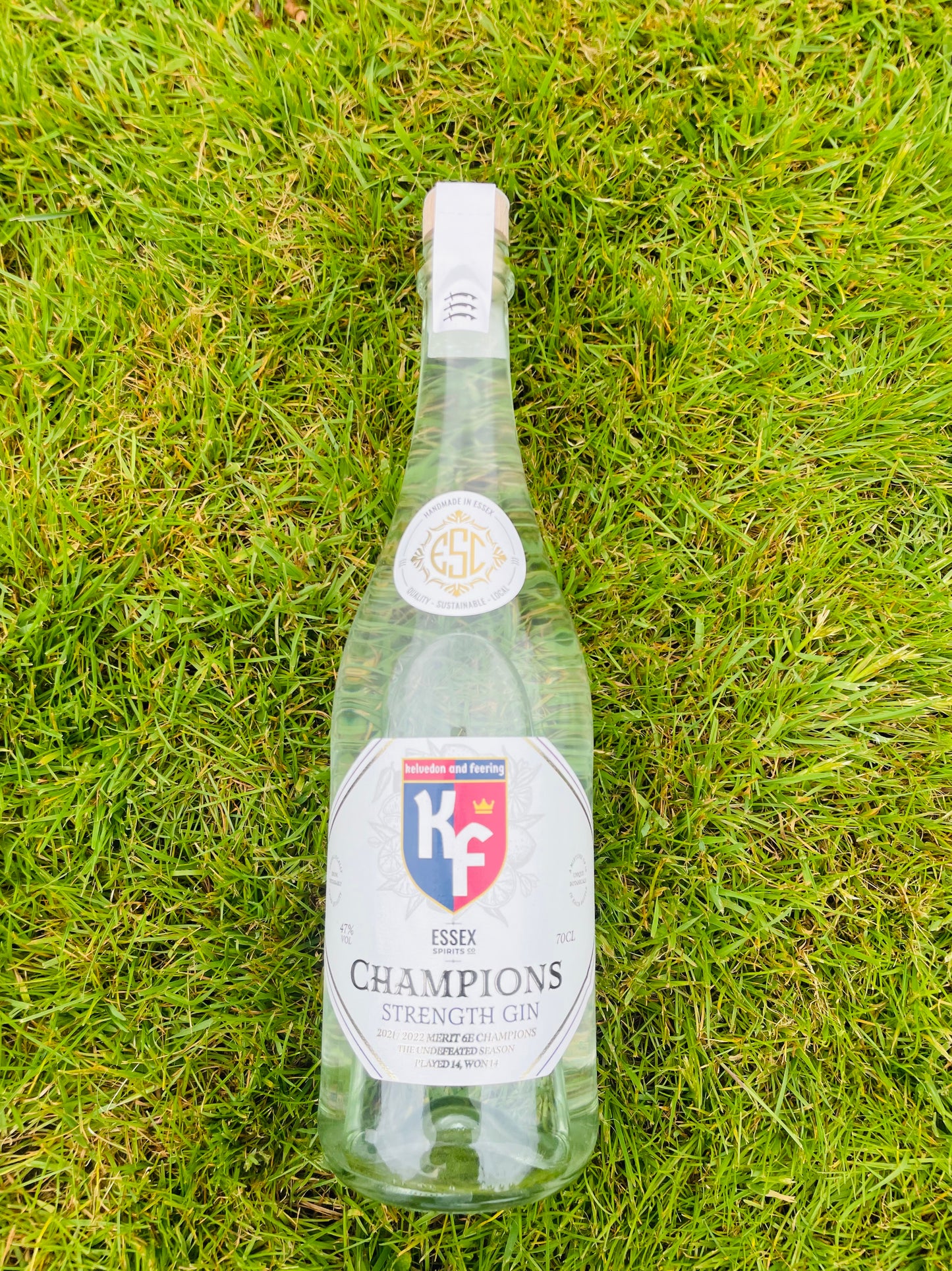 KFRUFC CHAMPIONS STRENGTH GIN available at Essex Spirits Co. online shop and The Essex Distillery, Chelmsford